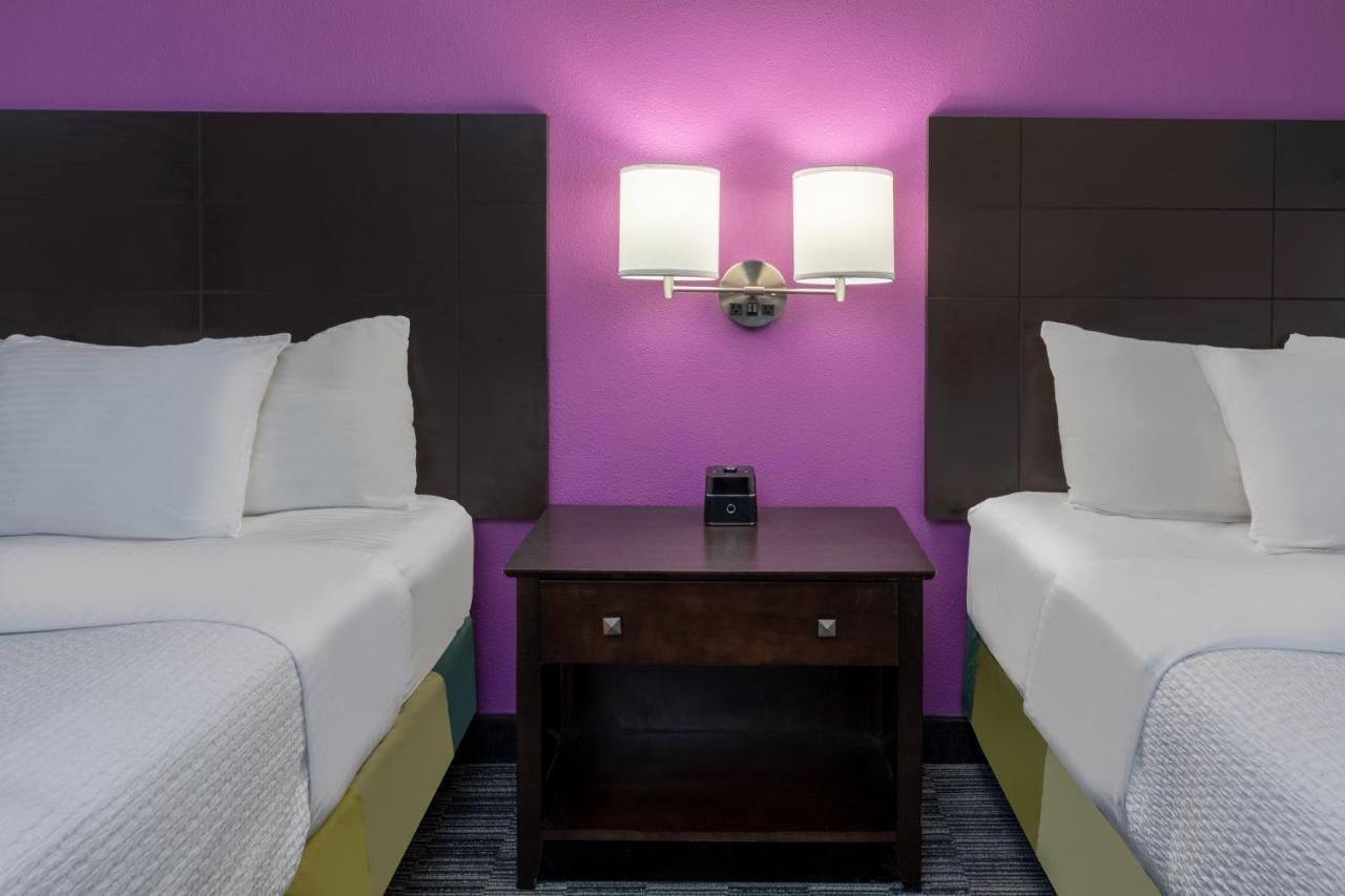 La Quinta By Wyndham Houston Nw Brookhollow Bagian luar foto