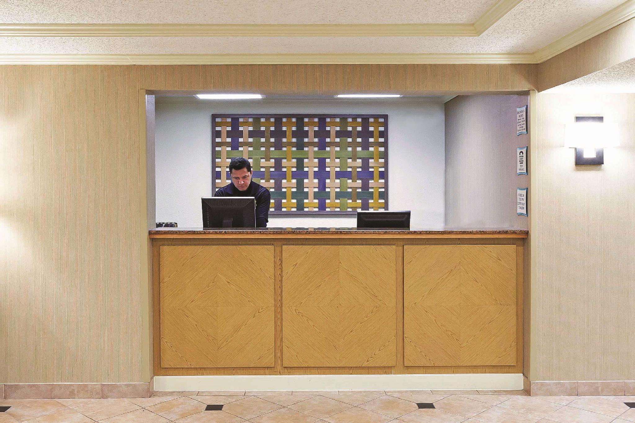 La Quinta By Wyndham Houston Nw Brookhollow Bagian luar foto